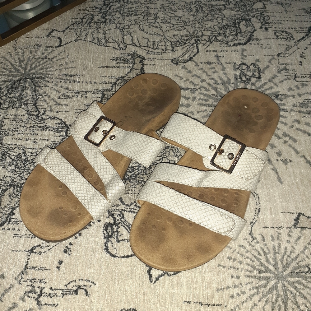 Vionic Sandals